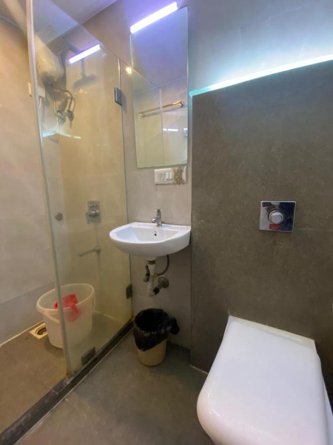 Hotel Airport Prime -Near Mumbai International Airport Andheri East Экстерьер фото
