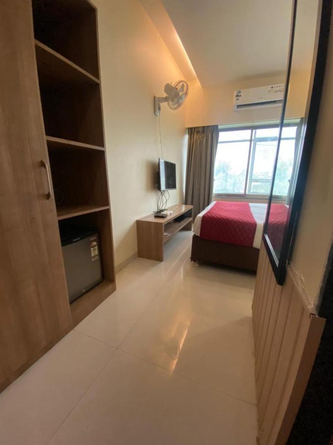 Hotel Airport Prime -Near Mumbai International Airport Andheri East Экстерьер фото